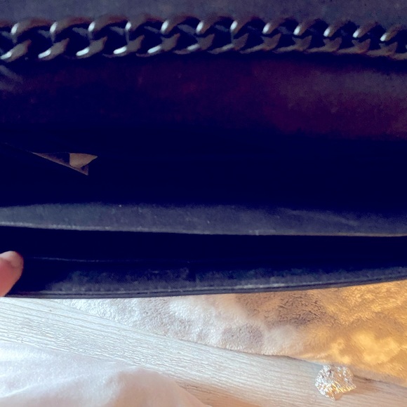 A̺͆l̺͆d̺͆o̺͆ 𝑐𝑟𝑜𝑠𝑠𝑏𝑜𝑑𝑦 𝑏𝑎𝑔 𝑤𝑖𝑡ℎ 𝑐ℎ𝑎𝑖𝑛 𝑠𝑡𝑟𝑎𝑝𝑠 - Picture 4 of 7